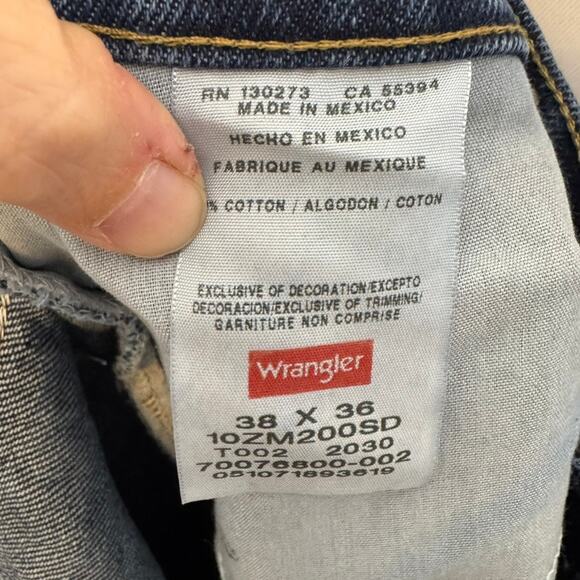 Wrangler Authentics Men’s Straight Leg Classic Fit Dark Wash Jeans 38x36 - Picture 5 of 6